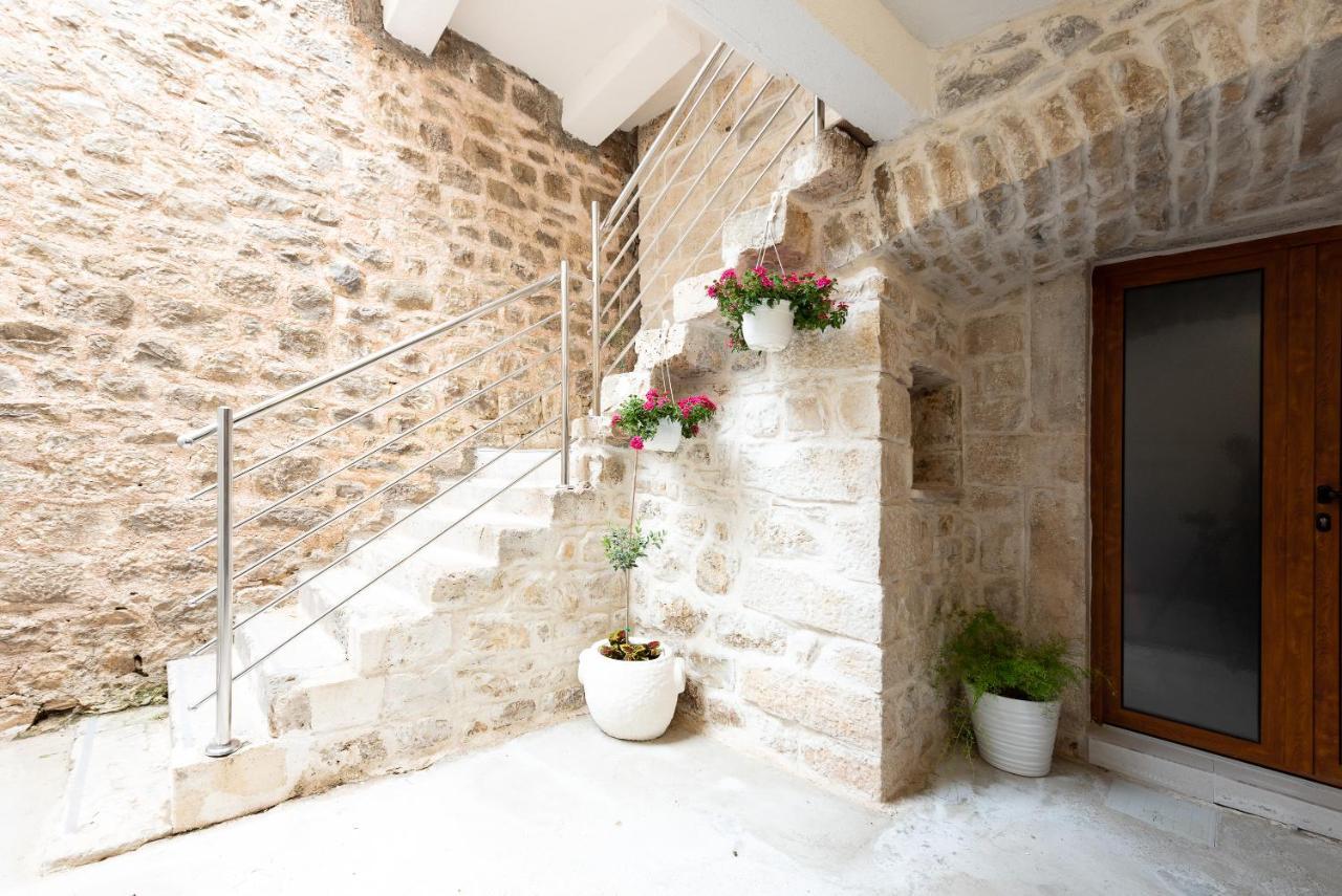 Apartment Olive Kaštela Buitenkant foto