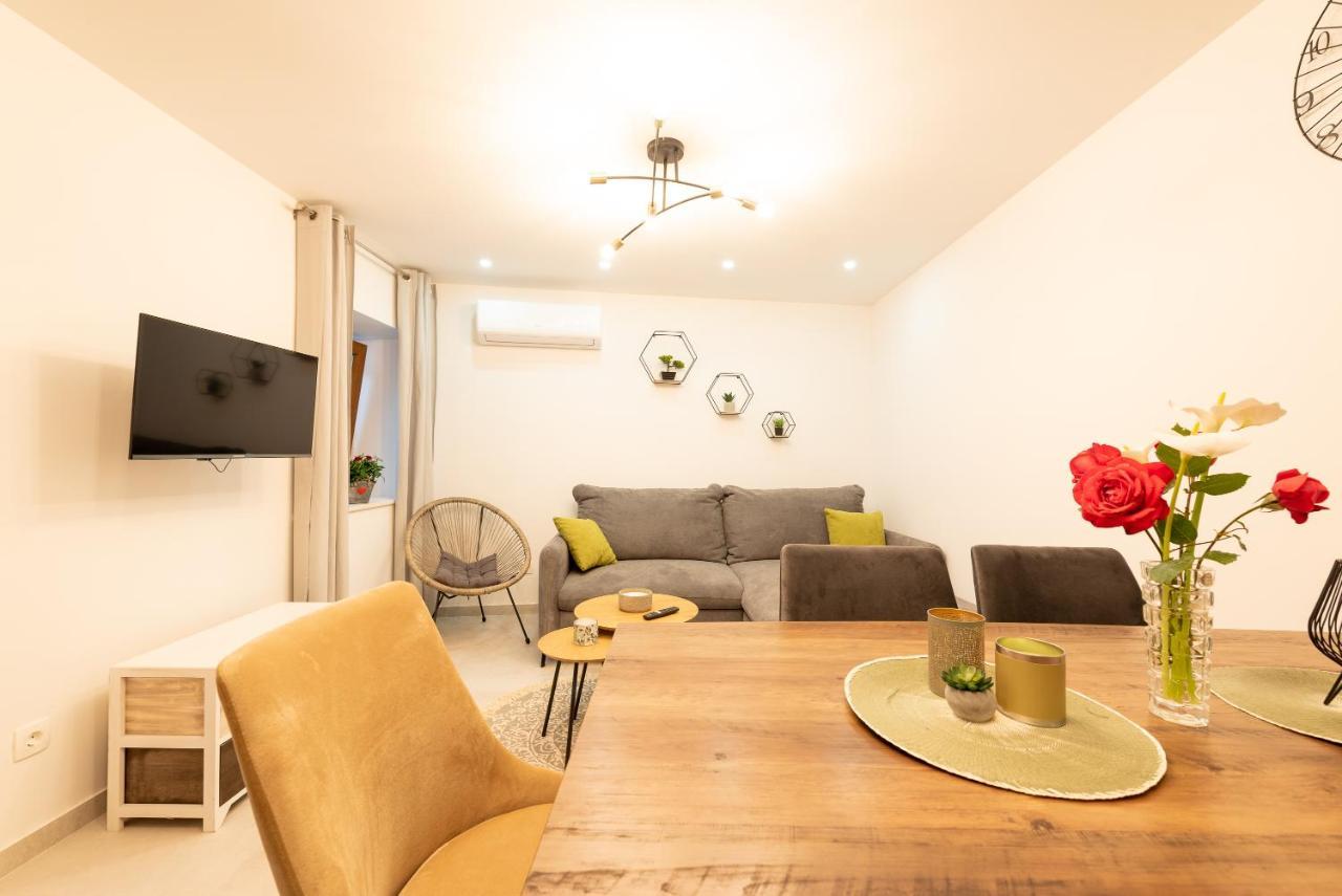 Apartment Olive Kaštela Buitenkant foto