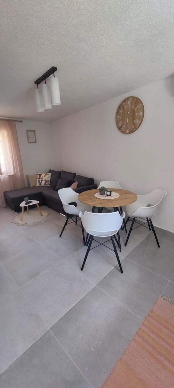 Apartment Olive Kaštela Buitenkant foto